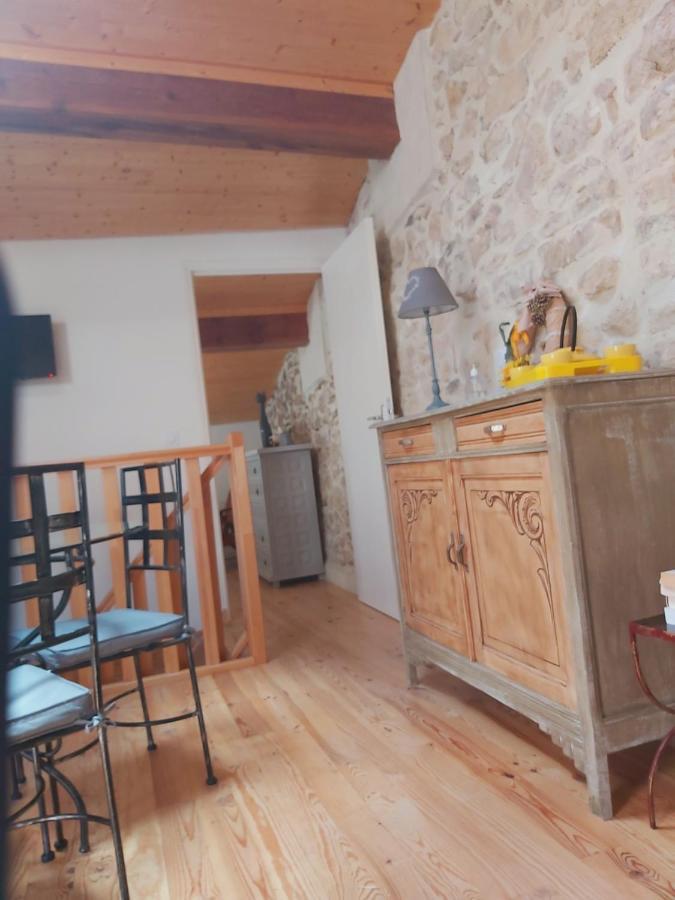 Le Chateau Camps-sur-l'Agly Esterno foto