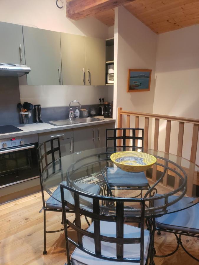 Le Chateau Camps-sur-l'Agly Esterno foto