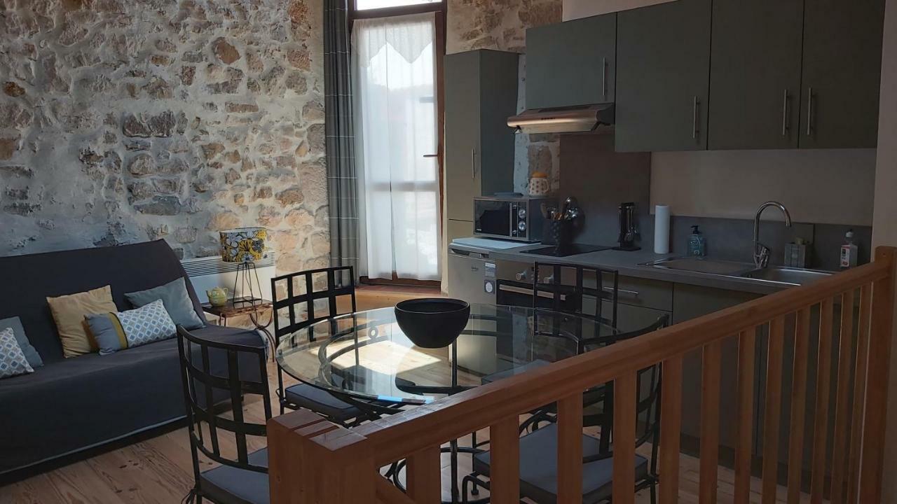 Le Chateau Camps-sur-l'Agly Esterno foto