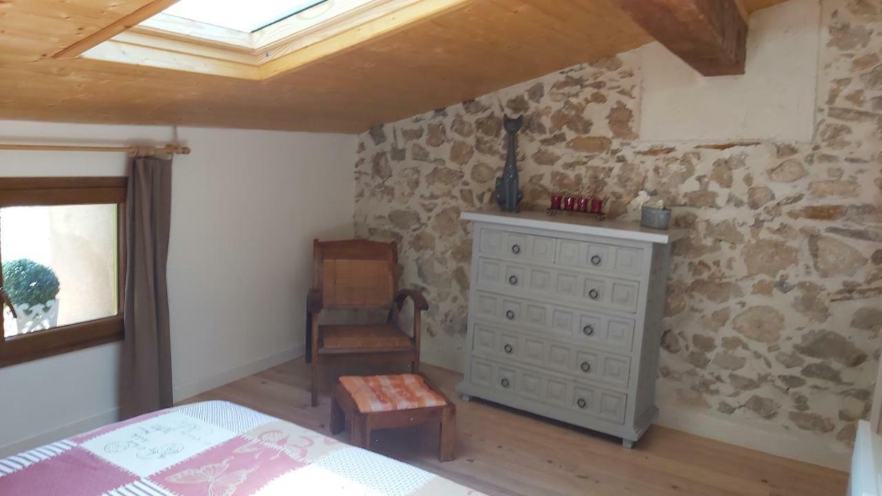 Le Chateau Camps-sur-l'Agly Esterno foto